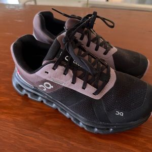 Brand New Waterproof On Running Tennis!